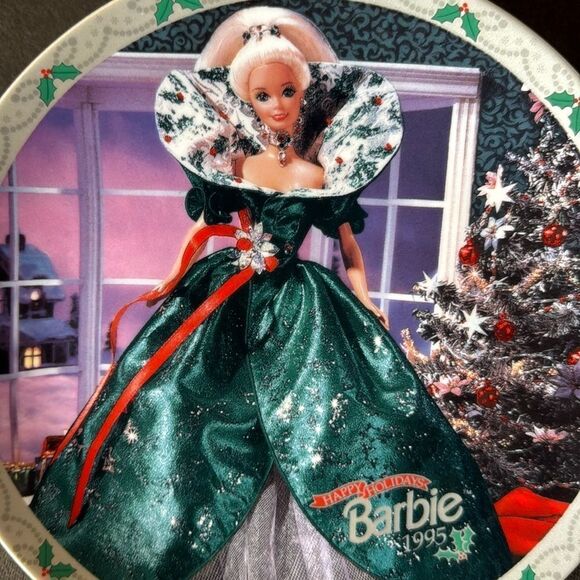 Vintage Happy Holiday Barbie Plate 1995 Limited Edition Collectors Plate #3122 - Picture 7 of 9